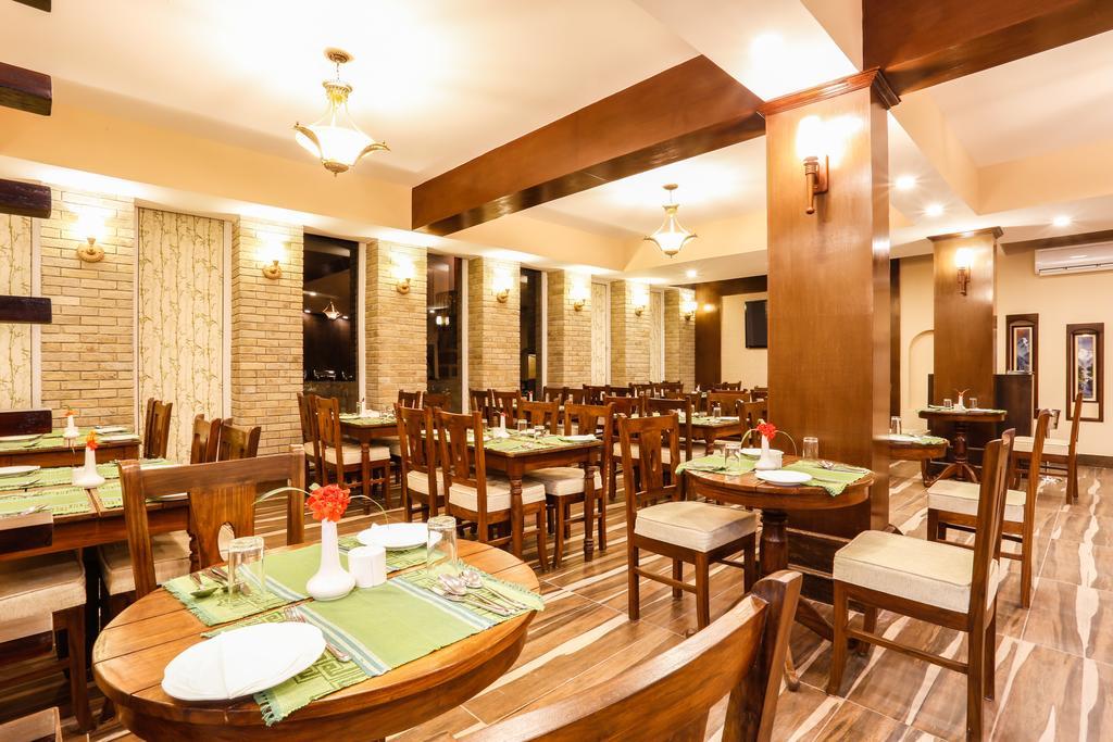 Da Yatra Courtyard Hotel Pokhara Exterior foto
